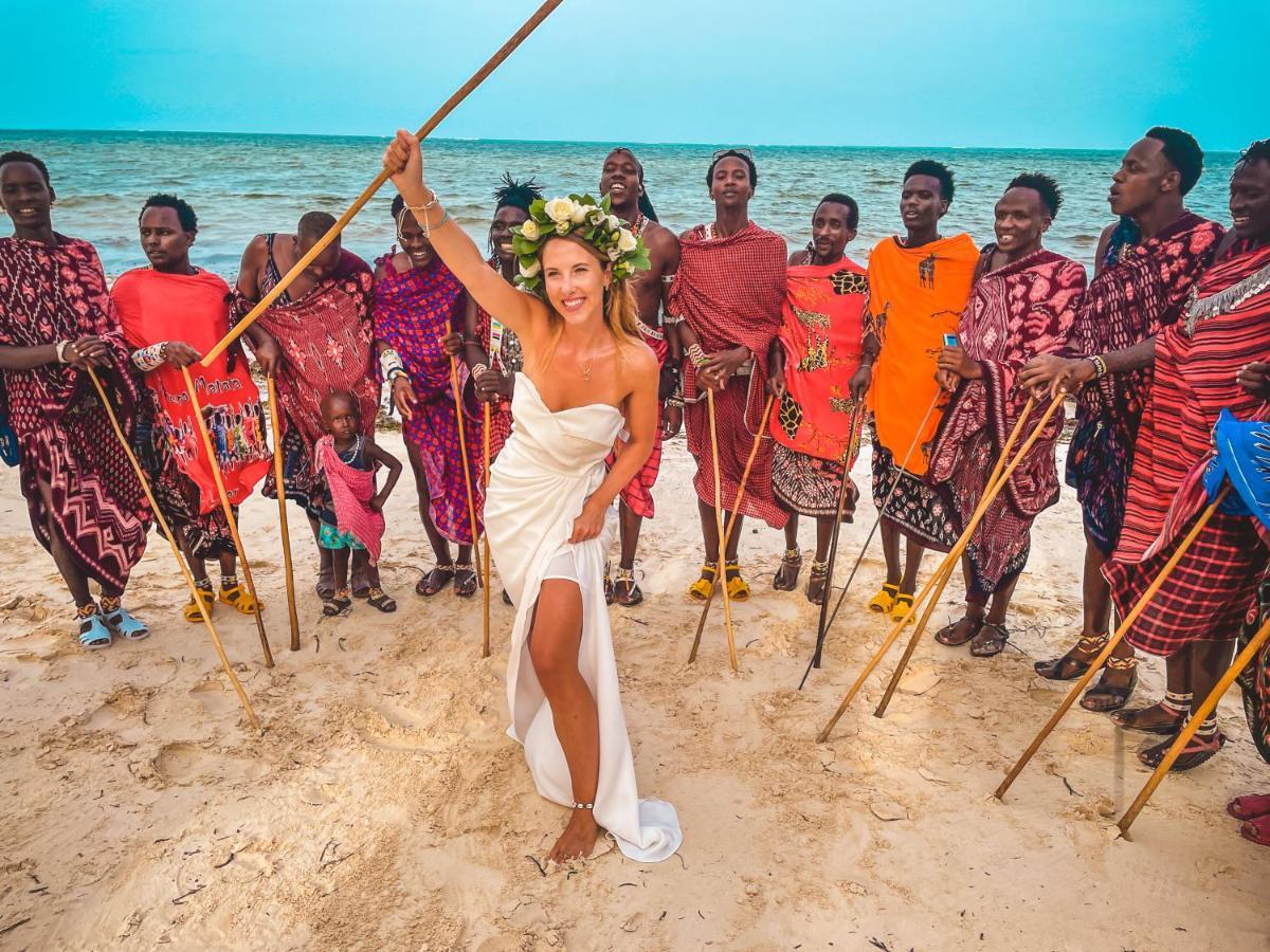 Zanzibella Hotel & Spa Кивенга Екстериор снимка A Maasai wedding
