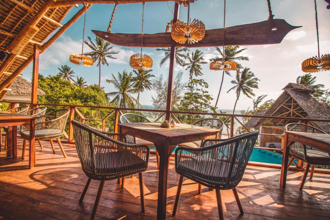 Zanzibella Hotel & Spa Кивенга Екстериор снимка The View Bar